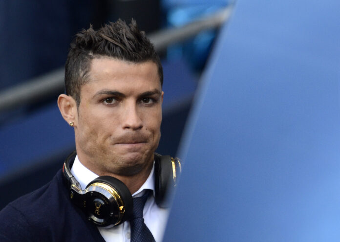 Ronaldo says Manchester United betrayed him